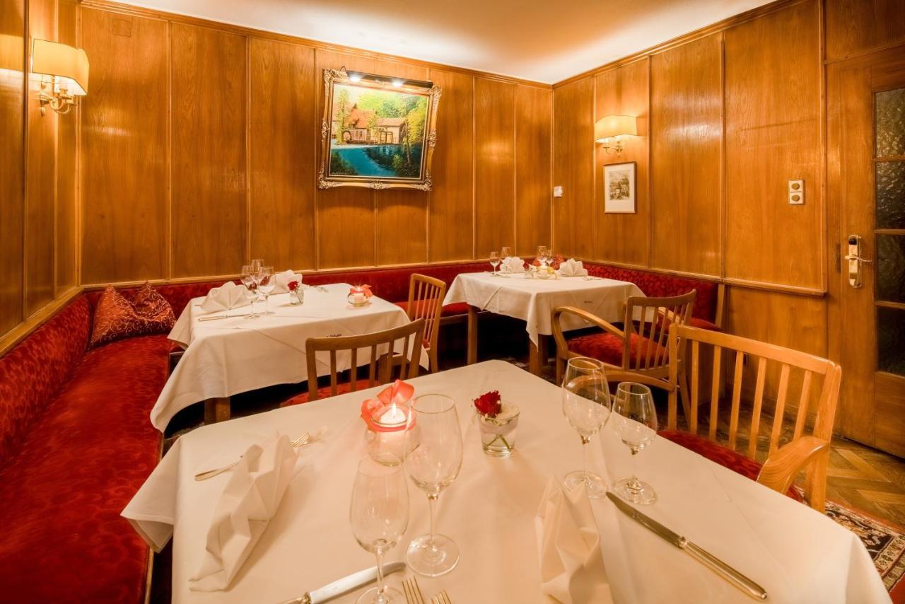 Hotel-Restaurant Ochsen Блаубойрен Екстериор снимка